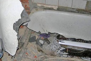 Демонтаж ванны в Козельске